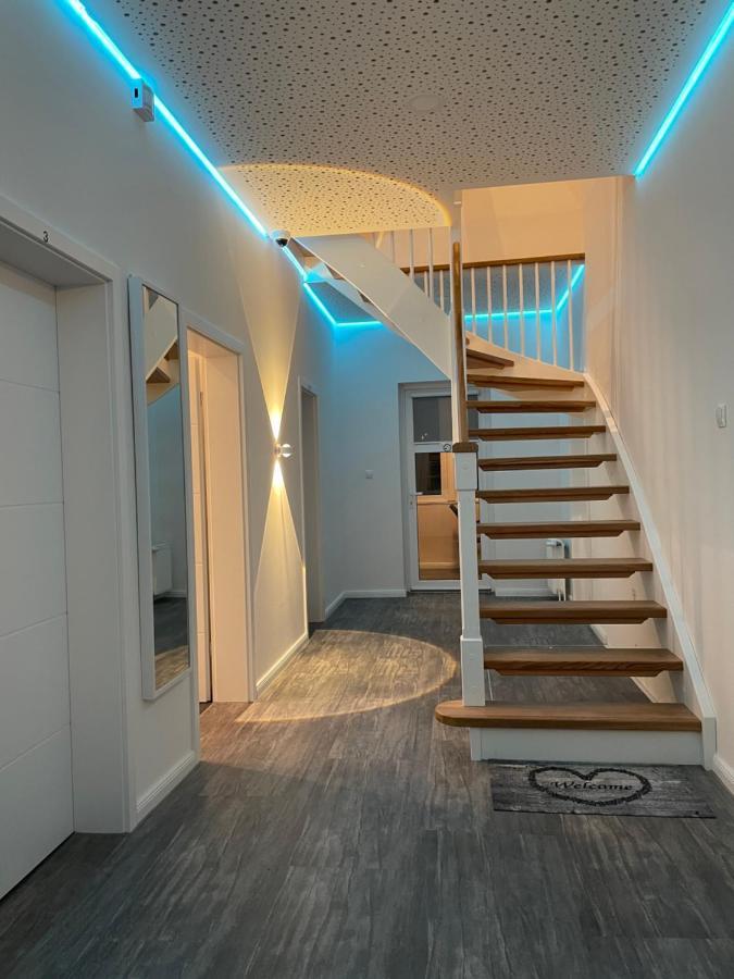 Citygluecknms - Direkt Am Bahnhof Und Einkaufszentrum Neumünster Exteriér fotografie